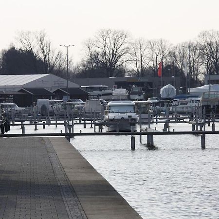 Zum Grossen Zernsee Am Hafen Kolonie Zern Eksteriør bilde