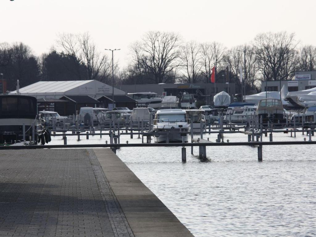 Zum Grossen Zernsee Am Hafen Kolonie Zern Eksteriør bilde